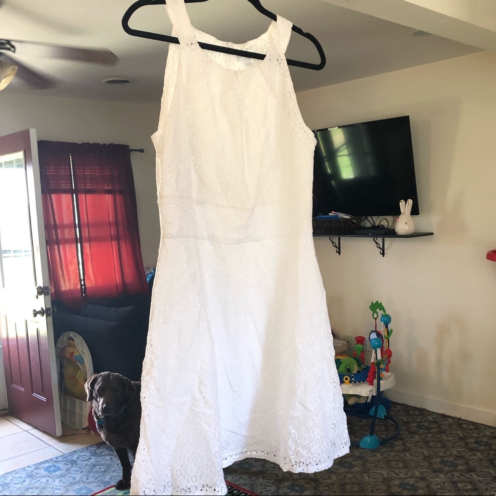 White lace dress